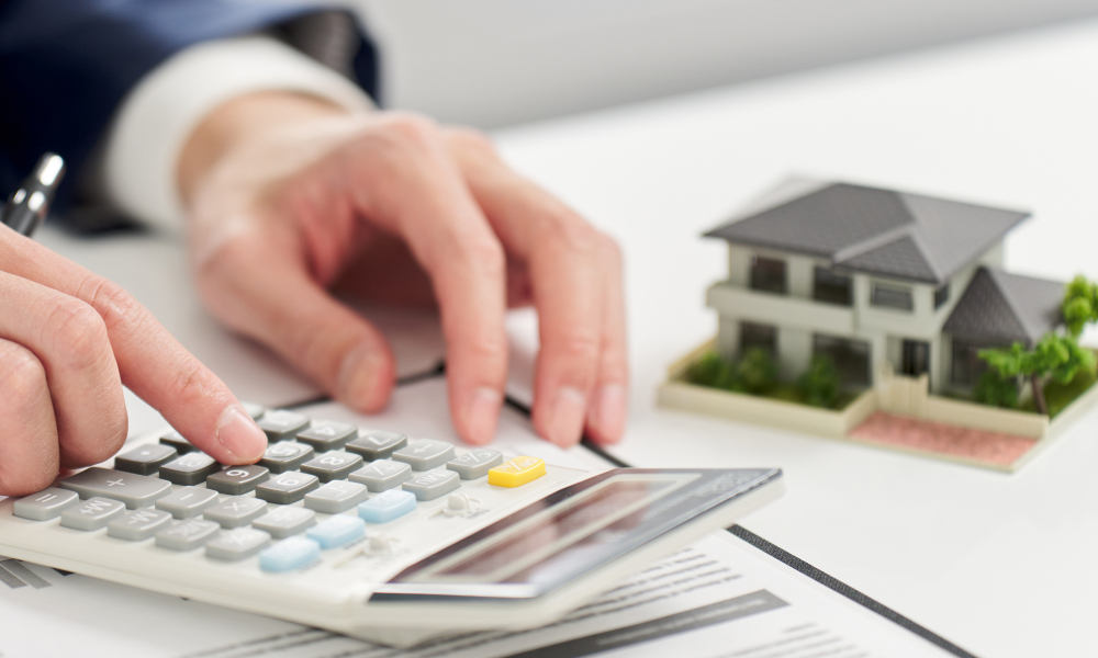 高すぎる見積—相場より割高な単価設定